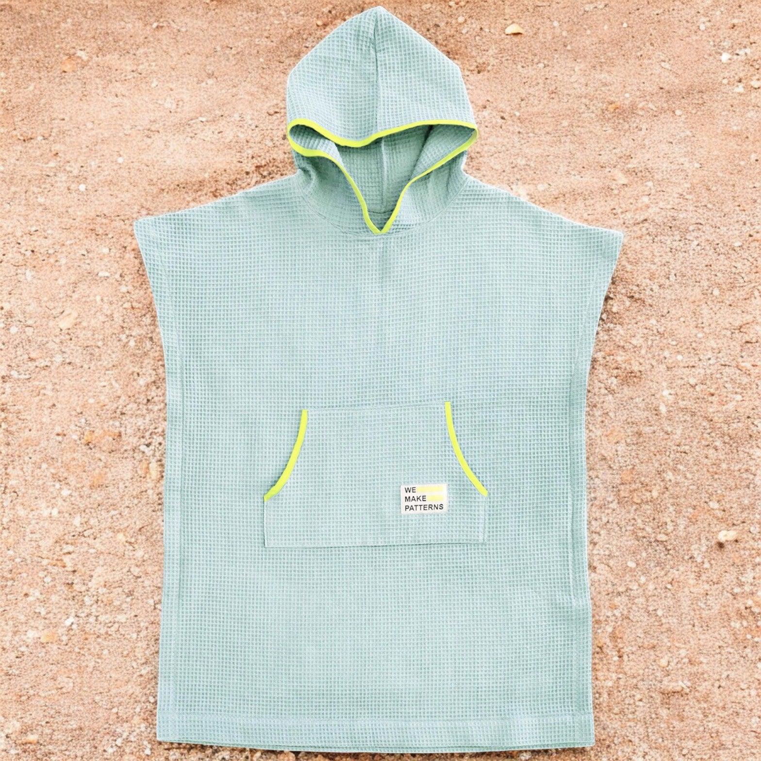 Lightweight and quick -drying poncho - mint